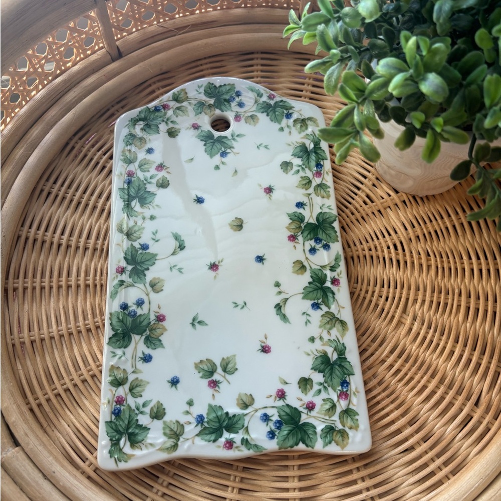 vintage ceramic trivet